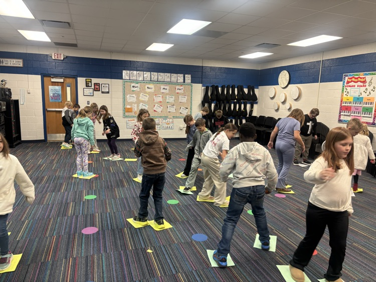 students paper skating