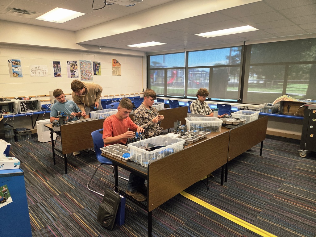 robotics class building vexbots
