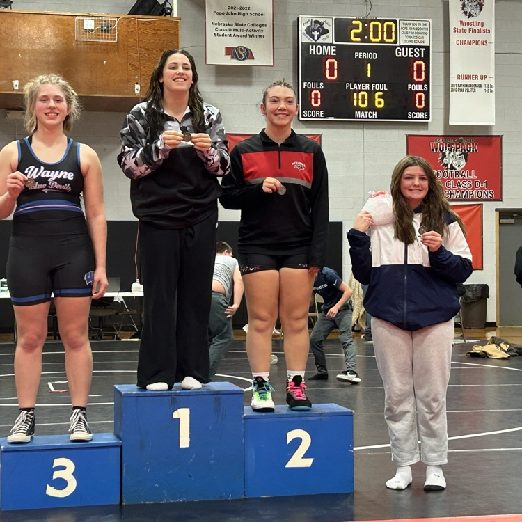 Rylee getting her medal