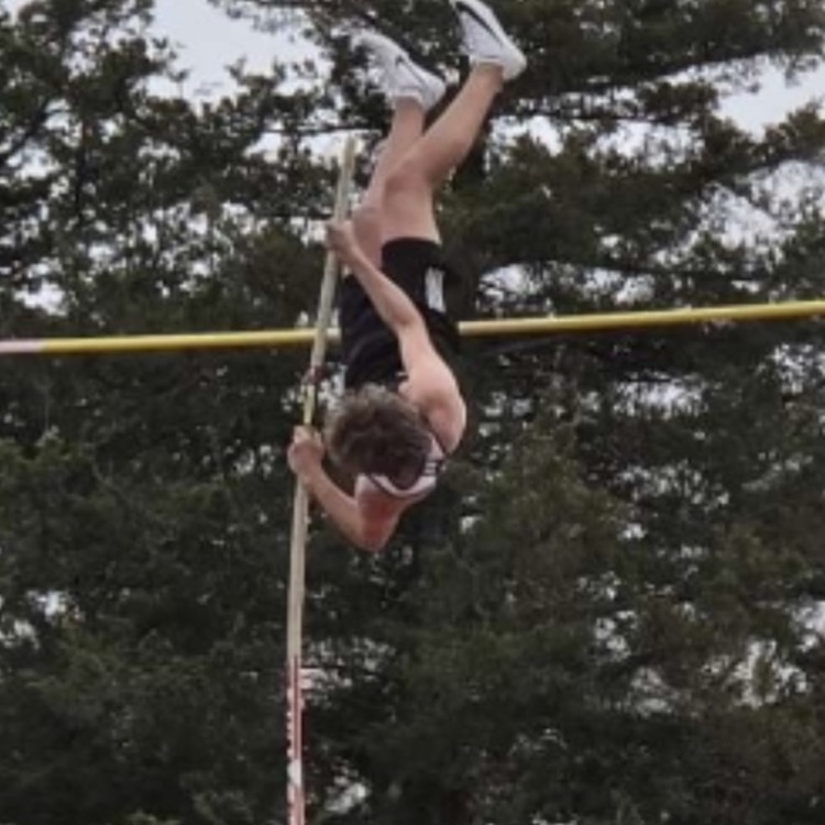 Bennett - Pole Vault