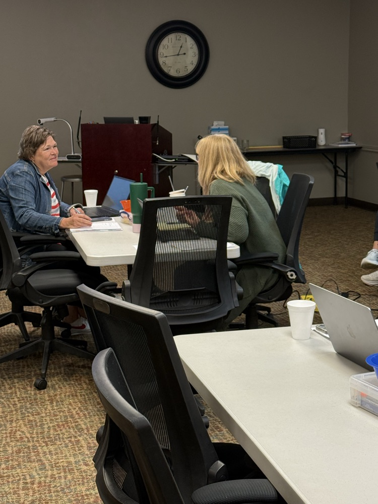Contacts working together on understanding the new documentation in Dyslexia. 