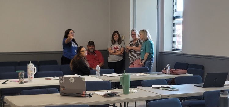 teachers collaborating 