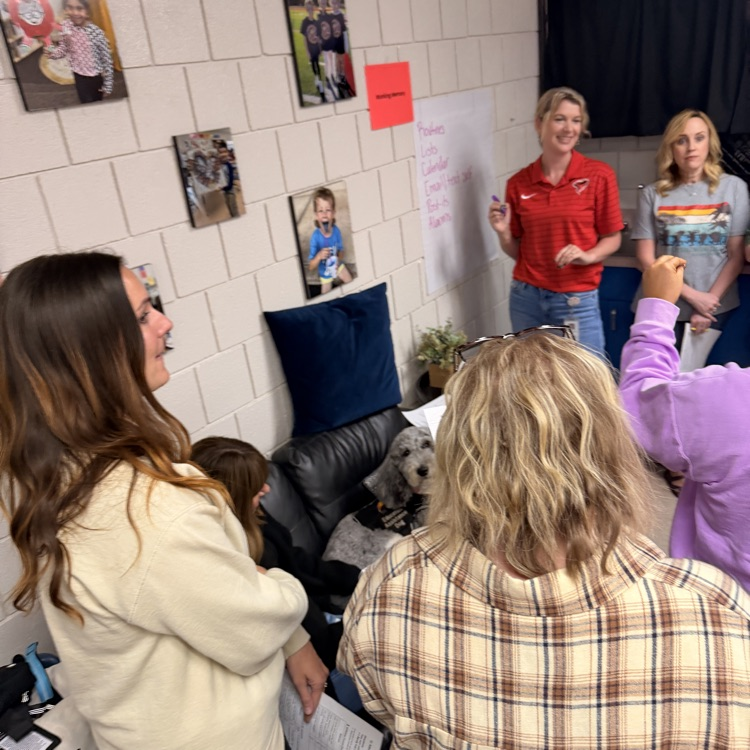 teachers collaborating 