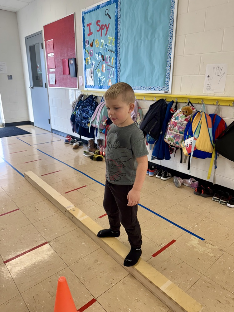 balance beam station