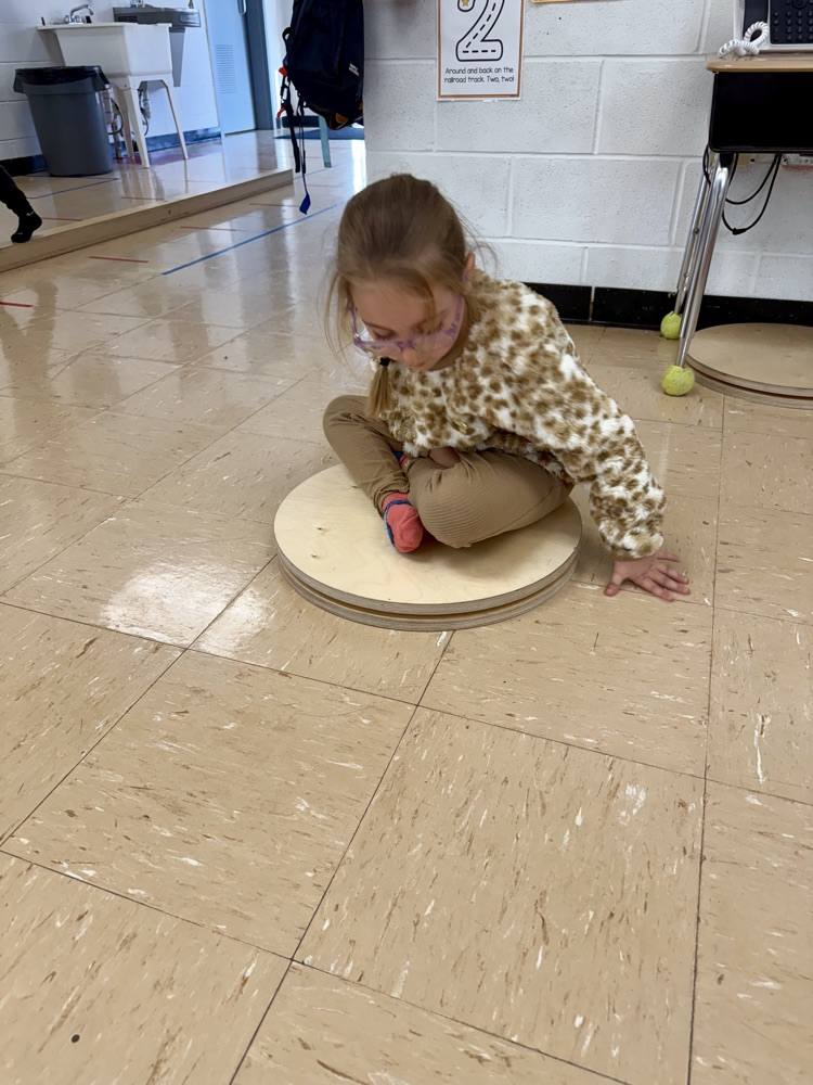 spinning board station