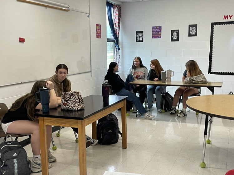 The Hope Squad gained a better understanding of mental health and emotional regulation in their meeting today.