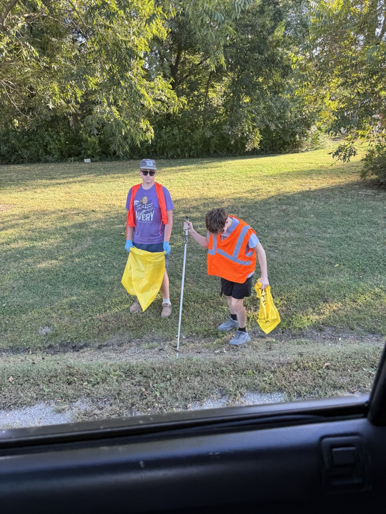 FFA Trash Pick Up