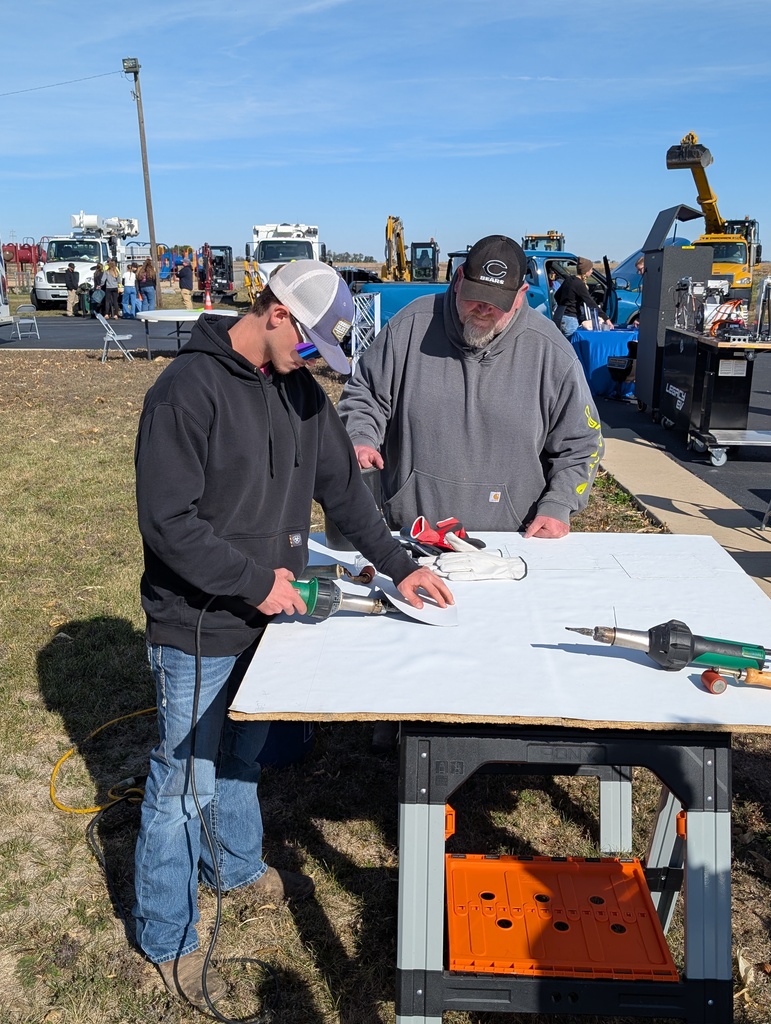 Hot air welding with the Roofers