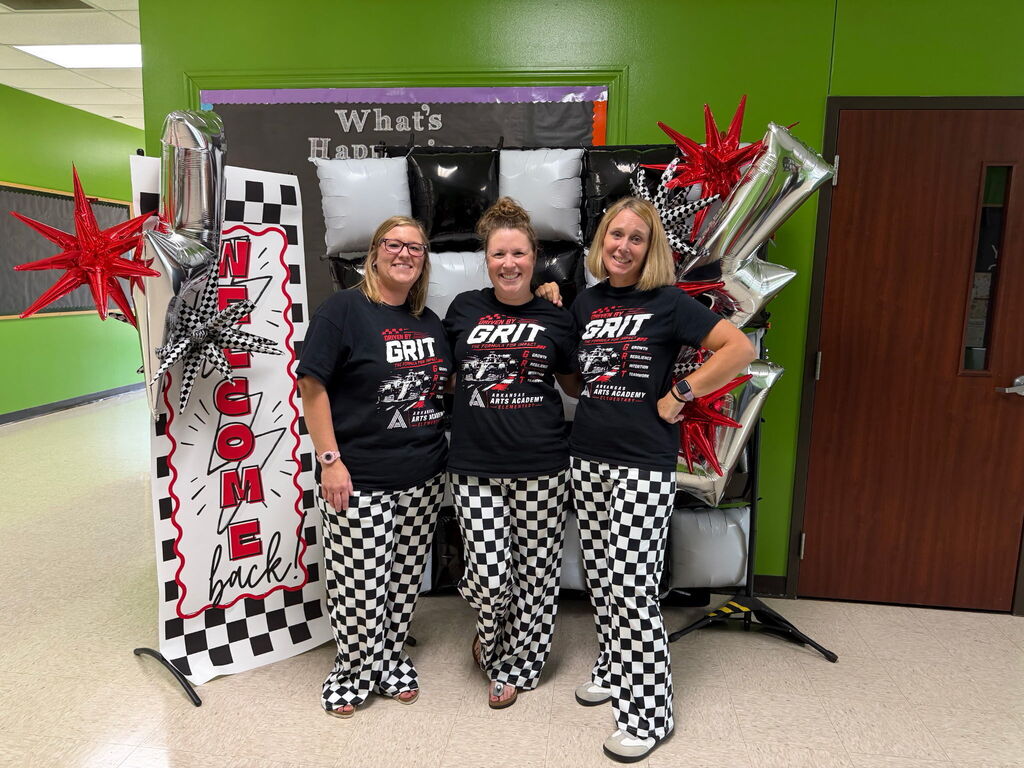 kinder team