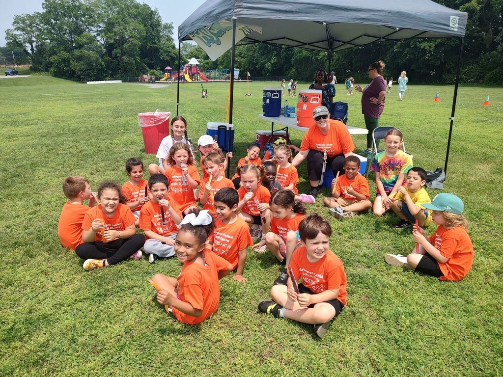 Kindergarten students at field day