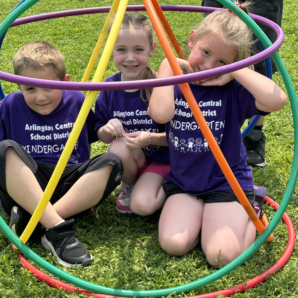 Kindergarten students at field day