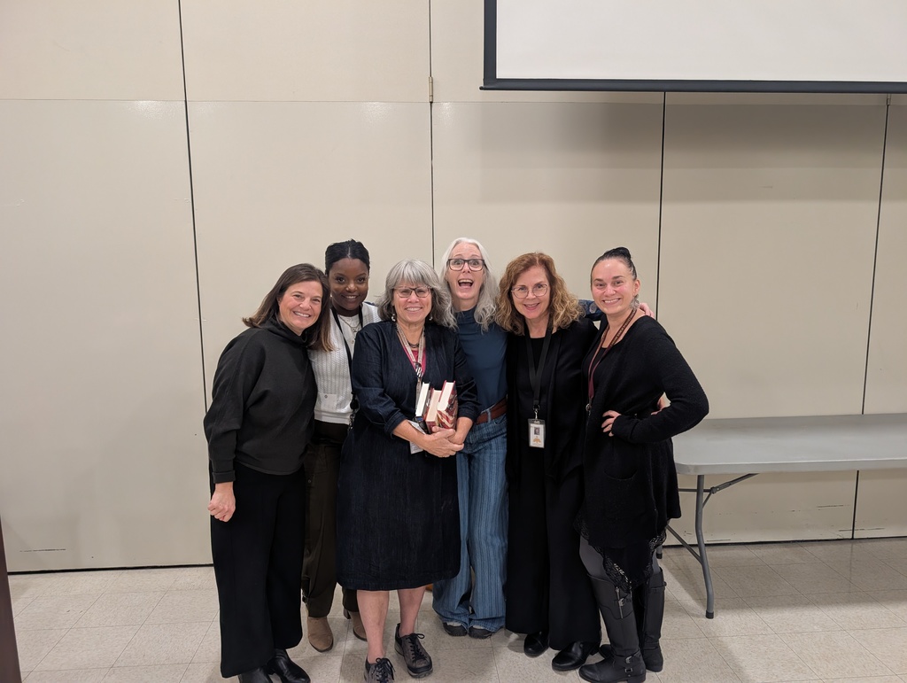 Author Laurie Halse Anderson visited Arlington High School 