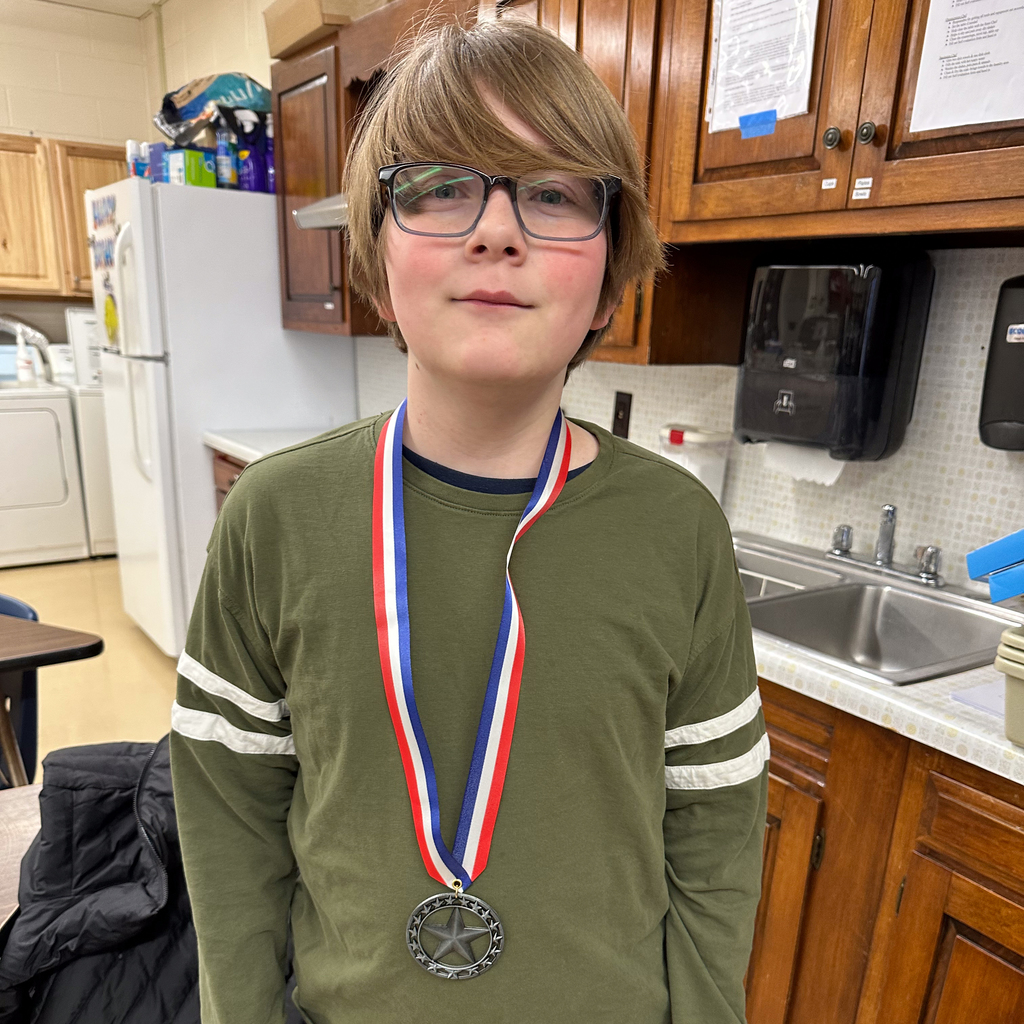 Member of the LMS FCCLA chapter with silver medal