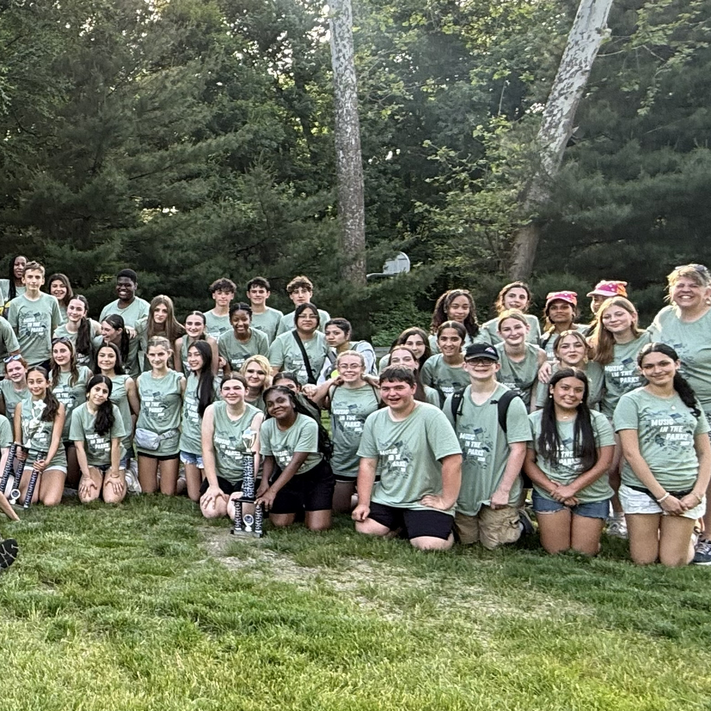 UVMS 8th grade musicians at the Music in the Parks
