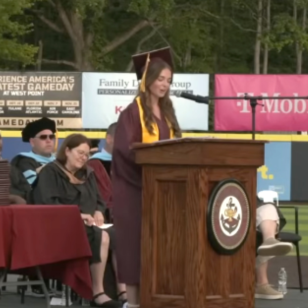 AHS Valedictorian Courtney Foltz 