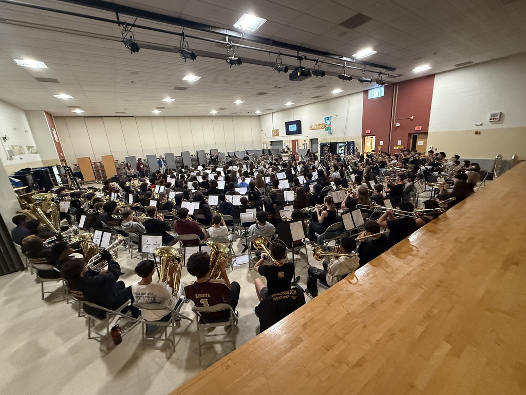 UVMS & LMS Students traveled to AHS to learn about music.