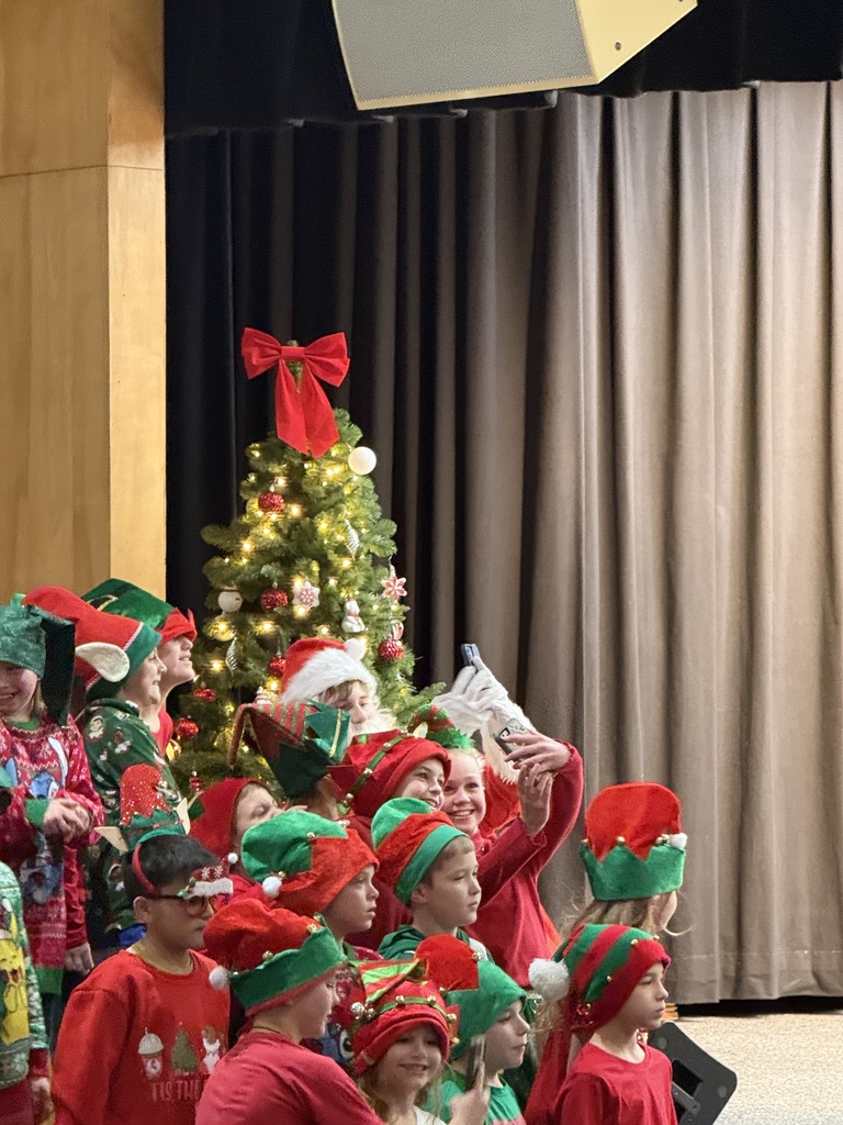 Elfie Selfies from Elflandia