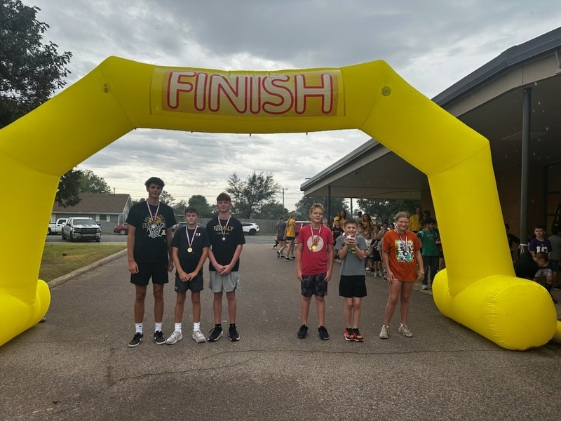 Winners of the 5k and 1 Mile Run