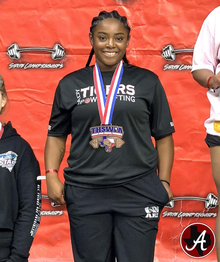 Arp HS powerlifting Aquira Hines state 3rd place 031926