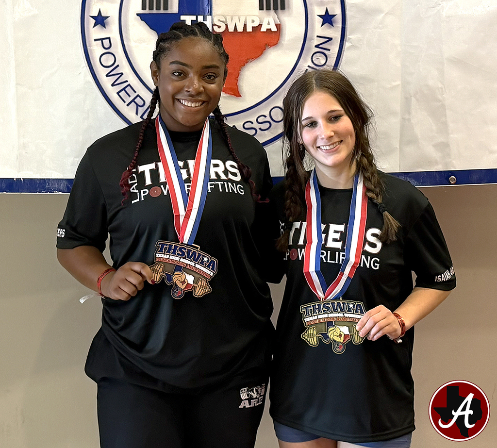 Arp HS powerlifting state medalists 031926