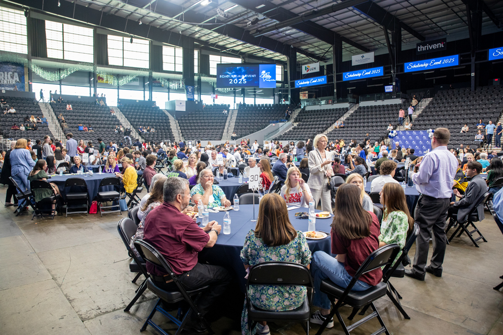 FEF Awards Its Highest Number of Senior Scholarships