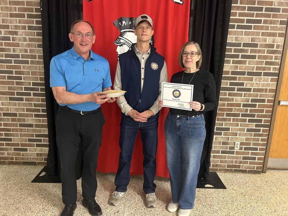 rob Sands, Mellissa Chambers and Gregg Cruickshank