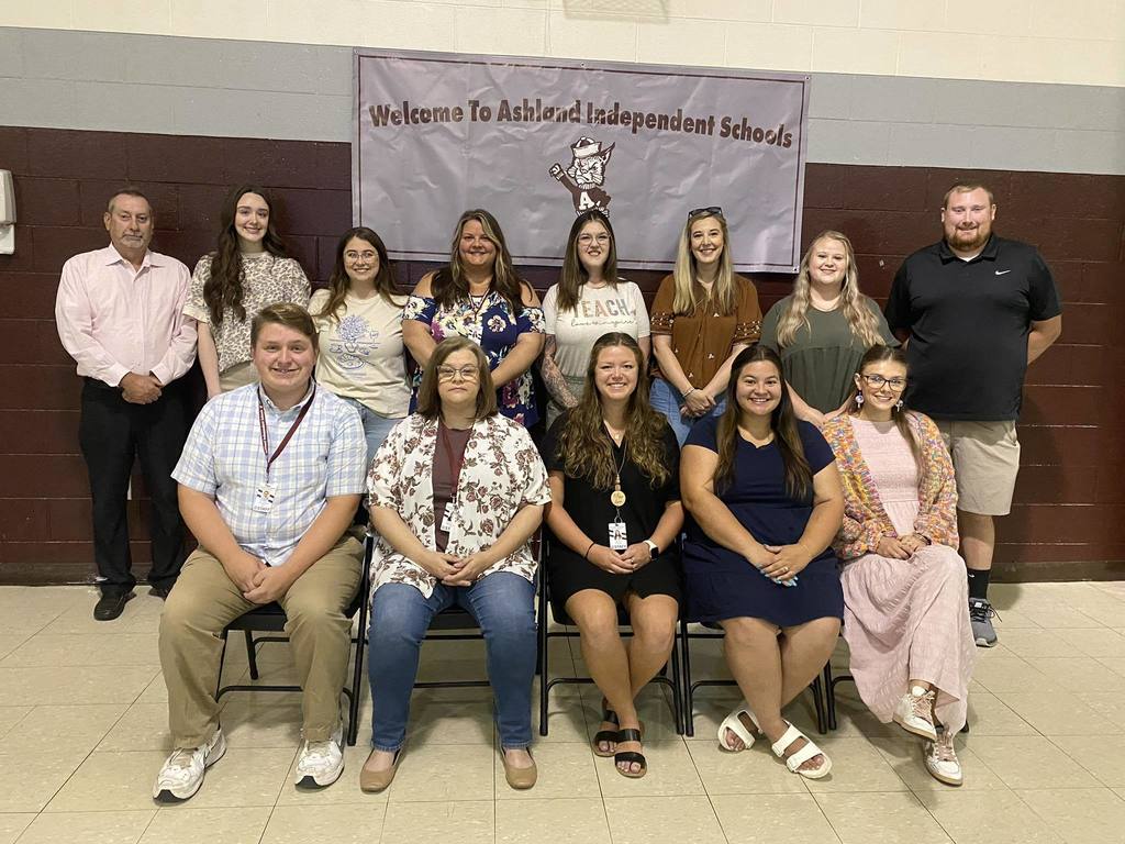 Picture of 12 new teachers