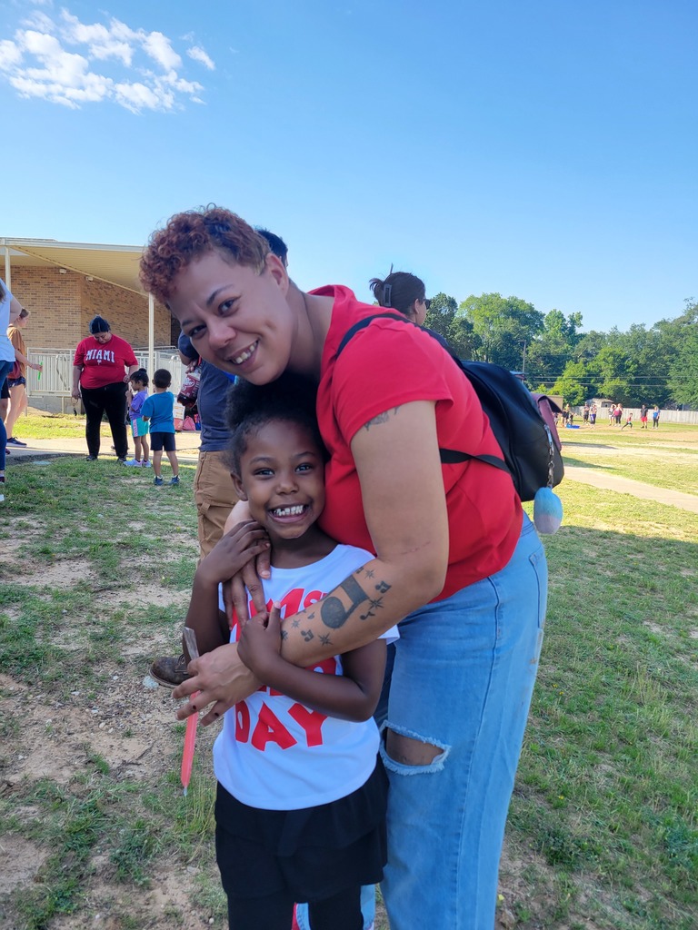 Mrs. Coffey's Pre-k 3 AM Field Day