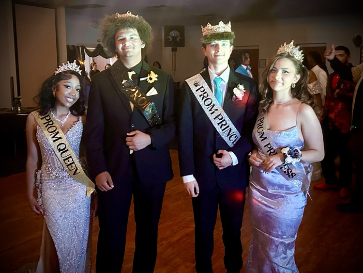 prom court
