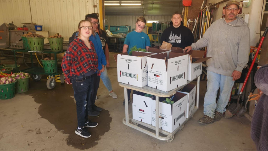 Jill Pierce’s students are pictured during a recent field trip to Fenton’s Produce in Batavia.