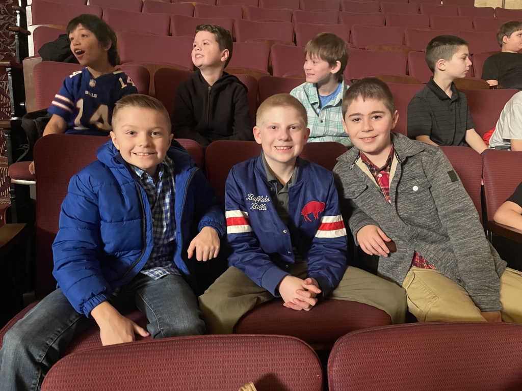 Scenes from our elementary and middle school students’ field trip to Kodak Hall and the Memorial Art Gallery last week.