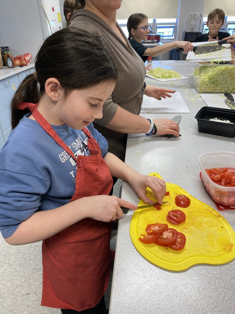 Scenes from our Fresh Connections Club’s efforts at the Ag in Attica fair last week. 