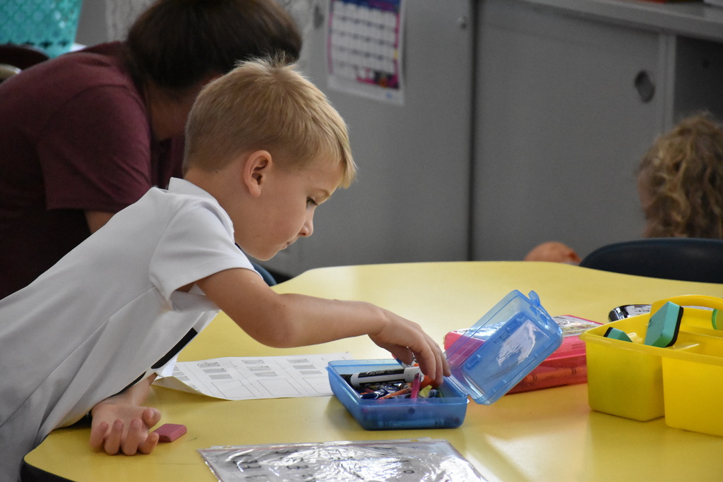 Scenes from Mrs. Vilagy’s, Mrs. Haniszewski’s, and Ms. Mapes’ class’s free time Thursday afternoon. 