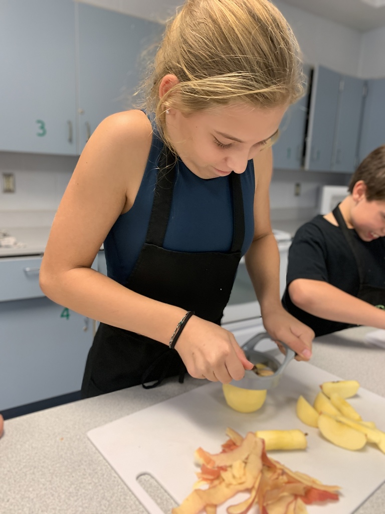 Scenes from our Fresh Connections Club’s Oct. 8 meeting. 