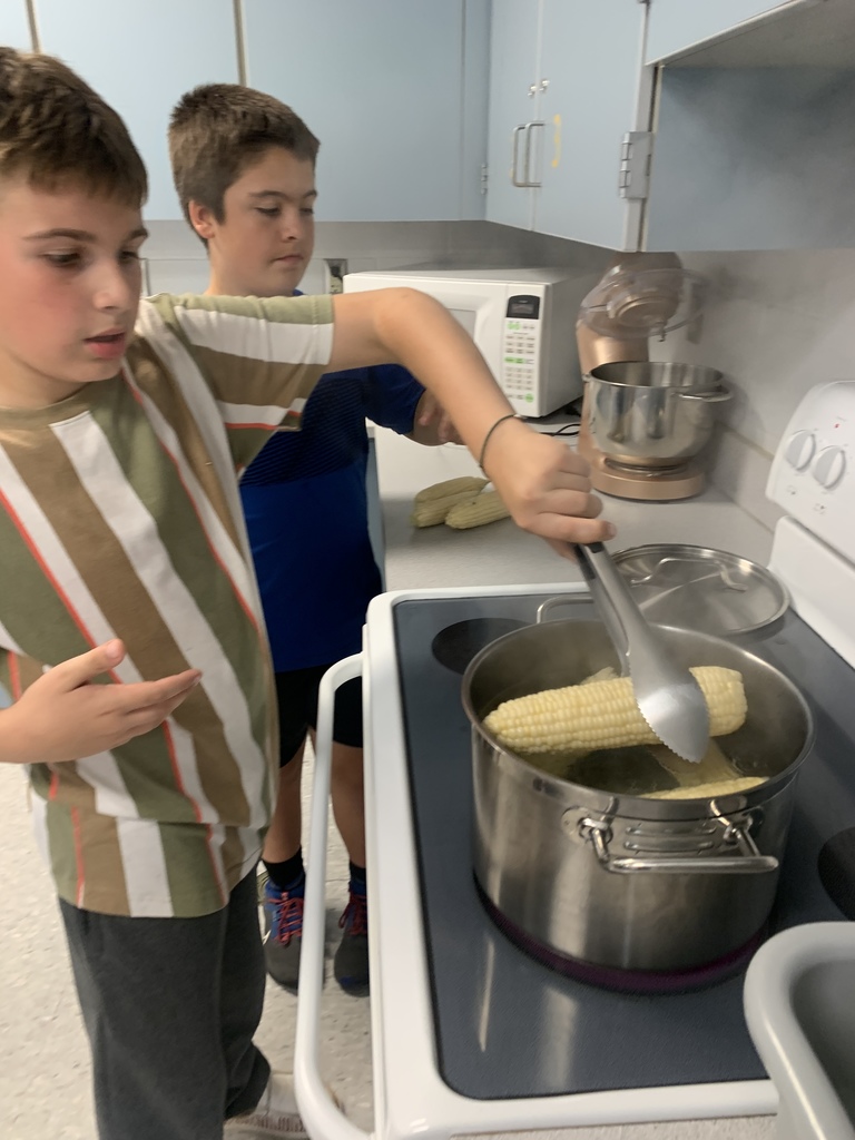 Scenes from our Fresh Connections Club’s recent ‘Everything Corn’ meeting. 