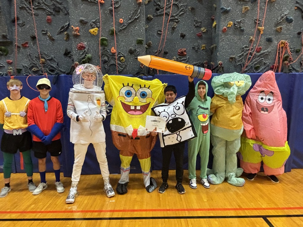 High school costume contest winners) 