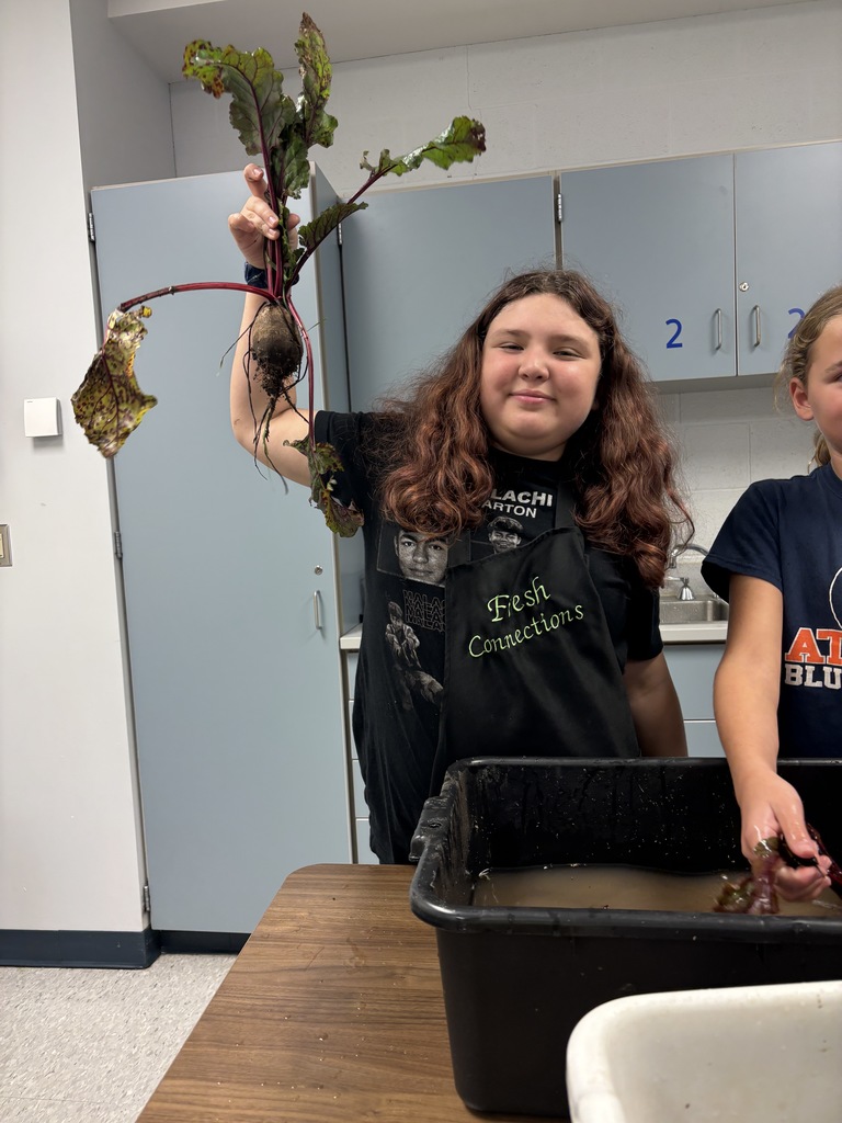 Scenes from our Oct. 30 Fresh Connections Club meeting. 