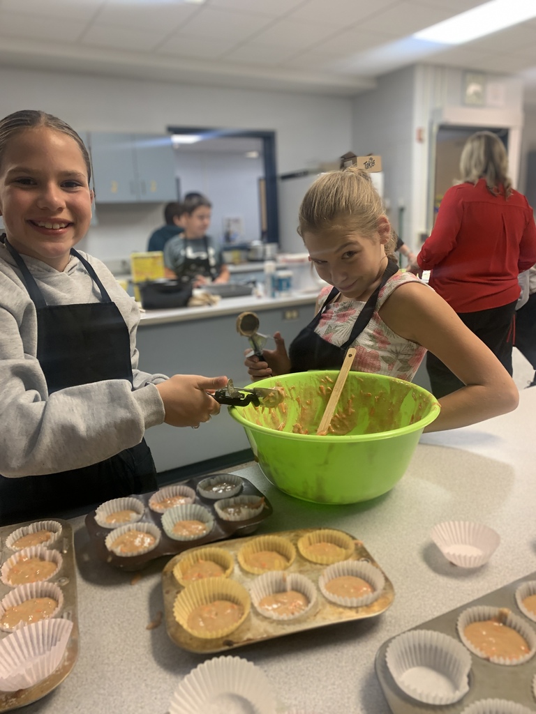 Scenes from our Fresh Connections Club’s Nov. 4 meeting. 