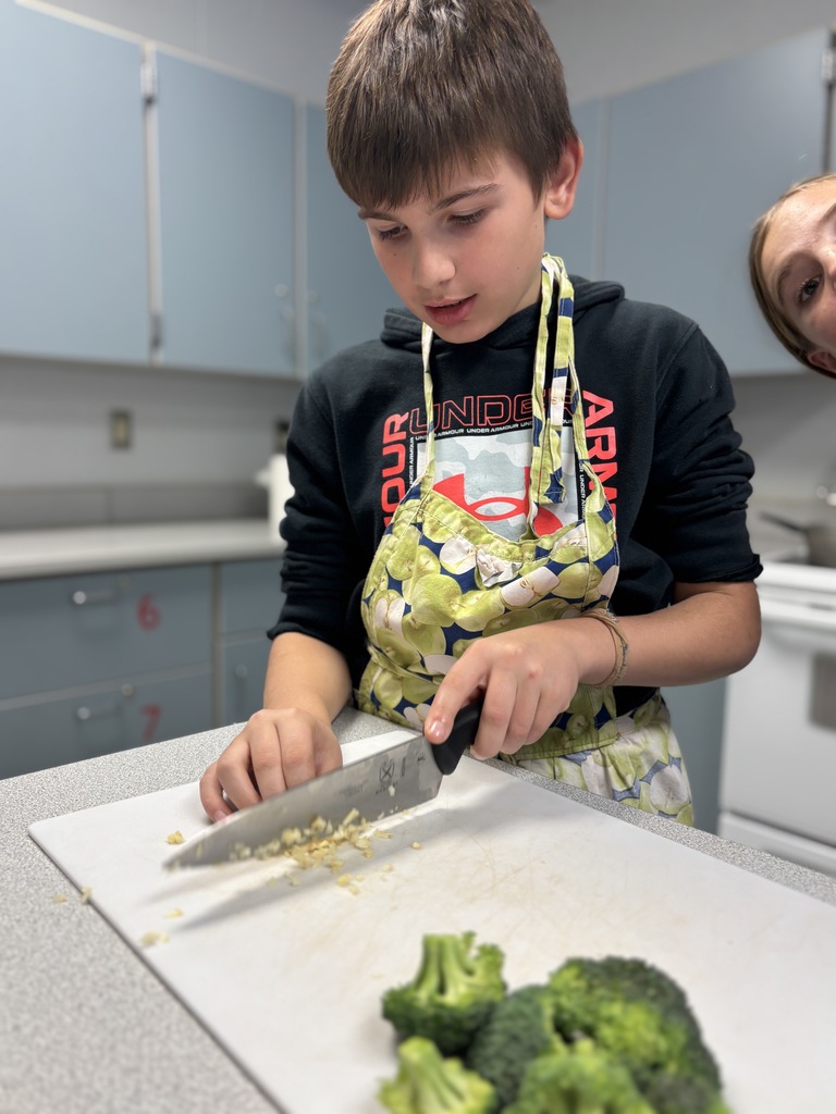 Scenes from our Fresh Connections Club’s Nov. 10 meeting.