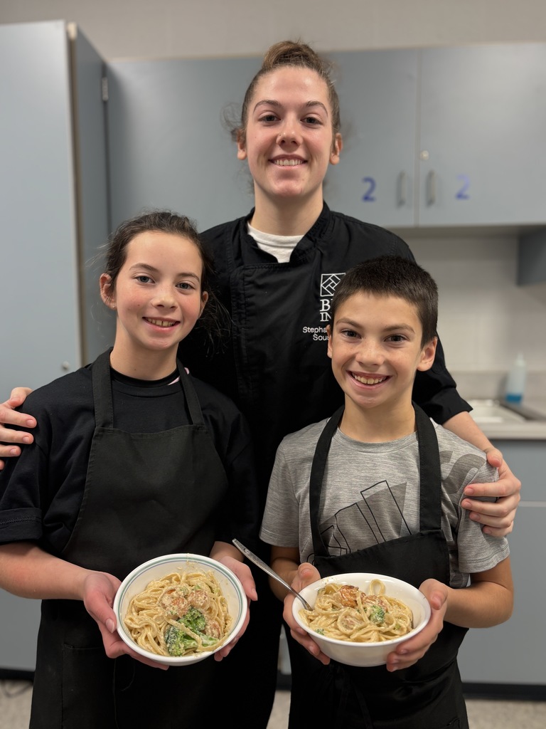 Scenes from our Fresh Connections Club’s Nov. 10 meeting.