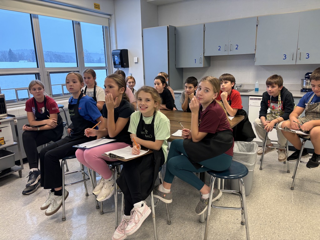 Scenes from our Fresh Connections Club’s Nov. 10 meeting. 