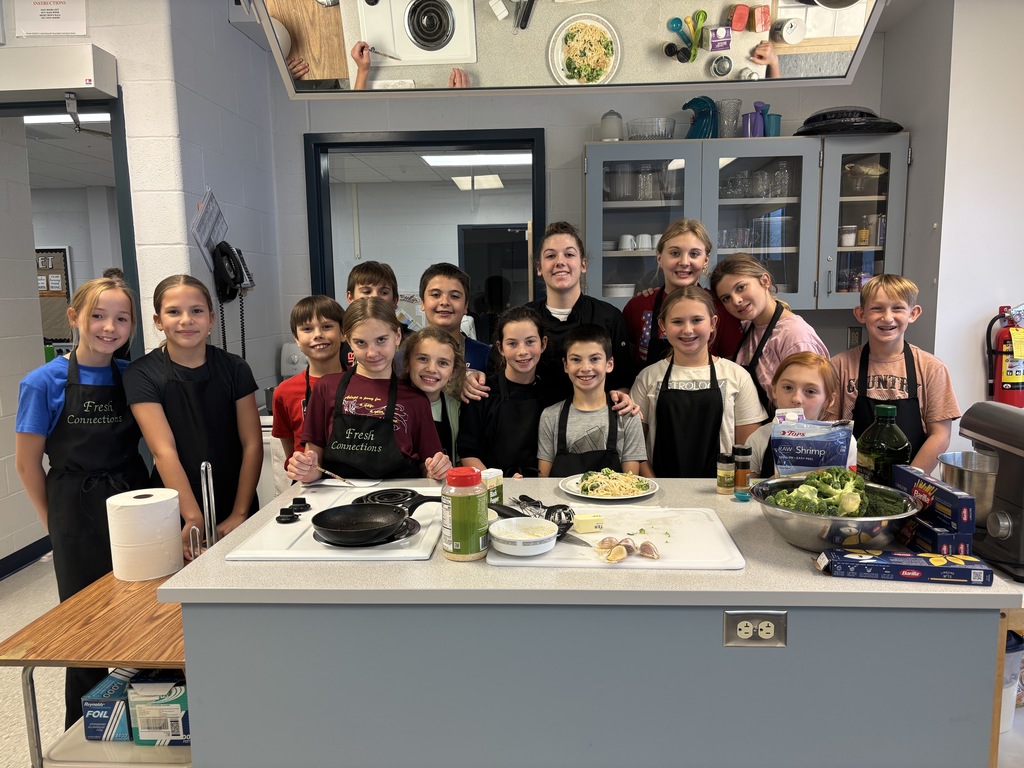 Scenes from our Fresh Connections Club’s Nov. 10 meeting. 