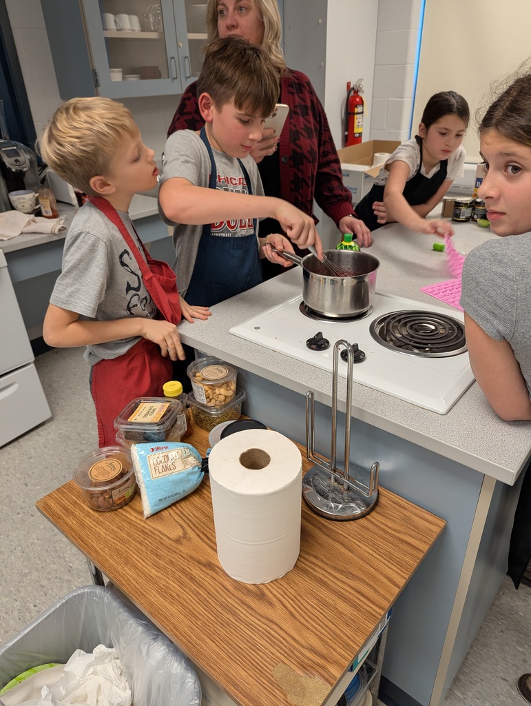 Scenes from our Nov. 18 Fresh Connections Club meeting. 