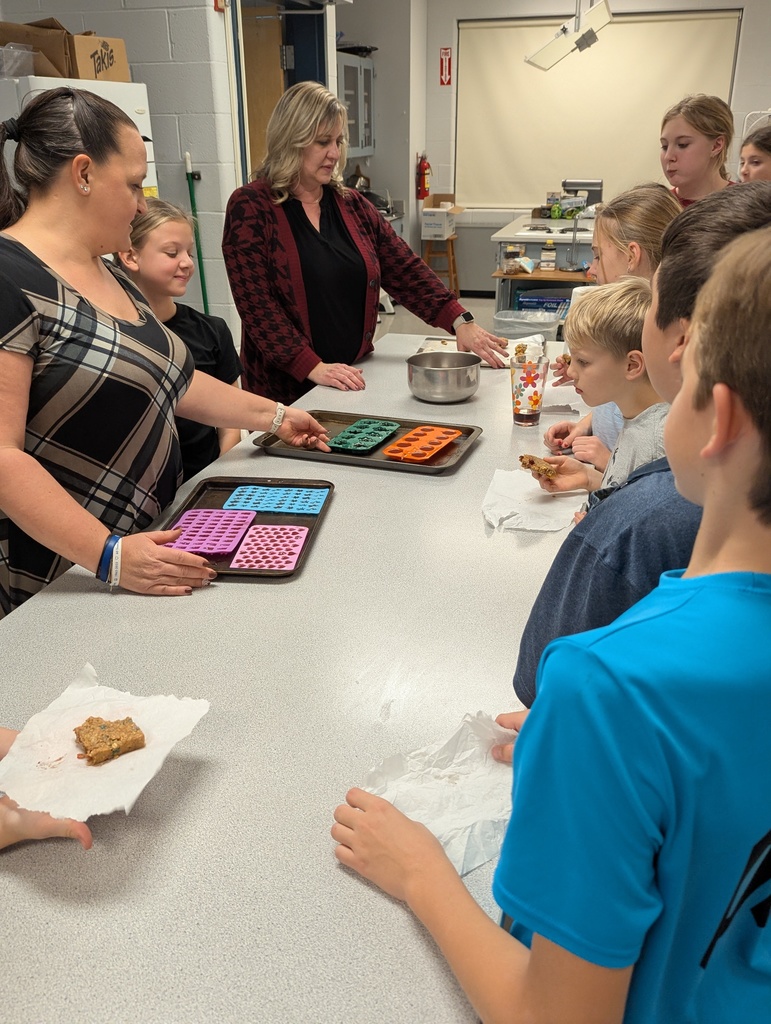 Scenes from our Nov. 18 Fresh Connections Club meeting. 