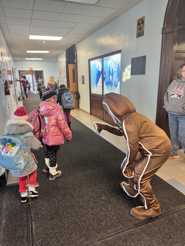 We had a special visitor stop by Attica Elementary this morning.