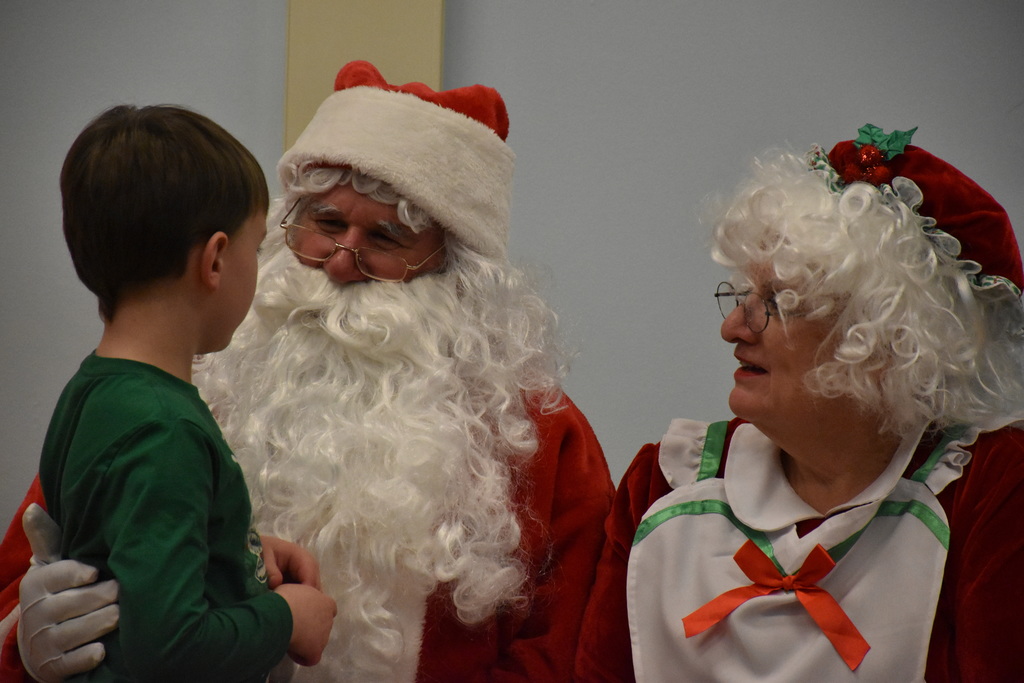 Scenes from the Clauses’ visit to Attica Elementary today. 