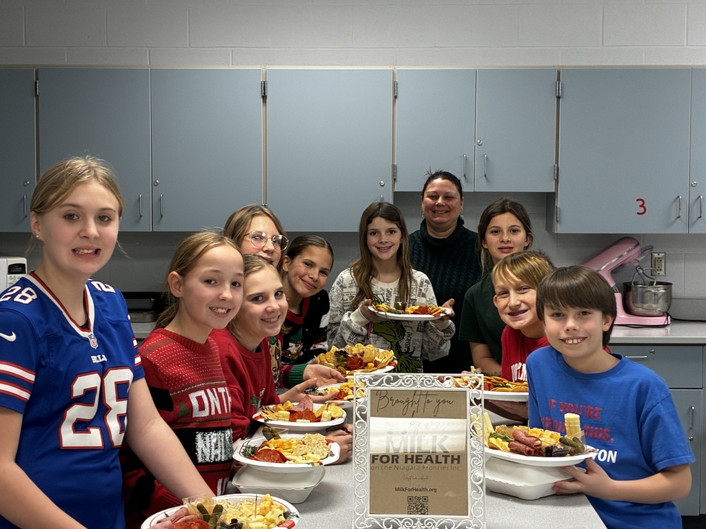 Scenes from our Fresh Connections Club’s Dec. 22 meeting. 