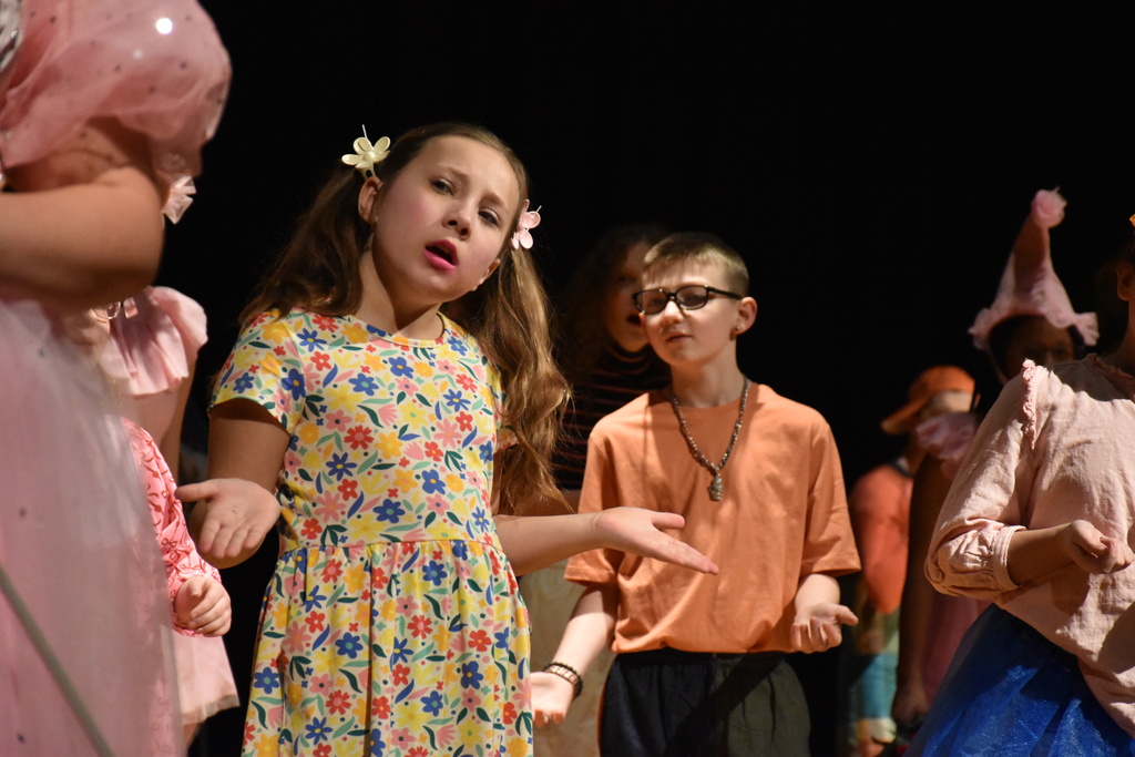 Scenes from our drama club’s Feb. 24 dress rehearsal for “The Wizard of Oz.”