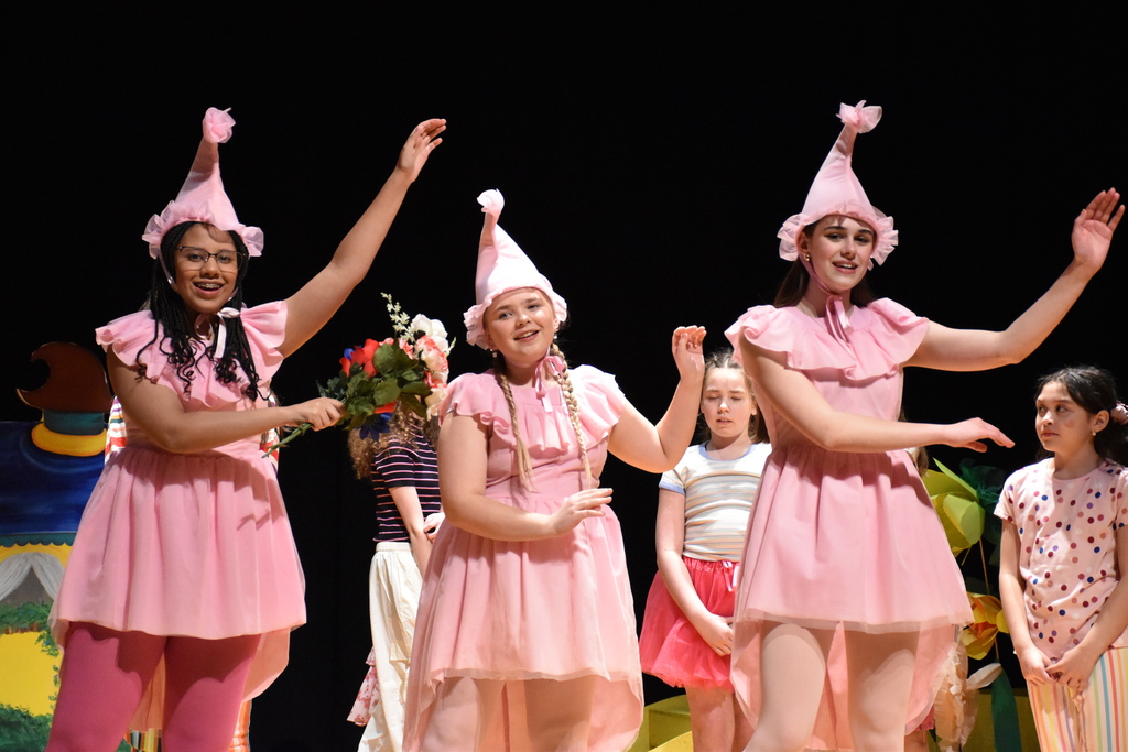 Scenes from our drama club’s Feb. 24 dress rehearsal for “The Wizard of Oz.”