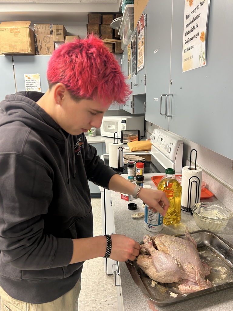 Alyssa Wright’s Intro to Agriculture students are pictured preparing two chicken dishes in class.